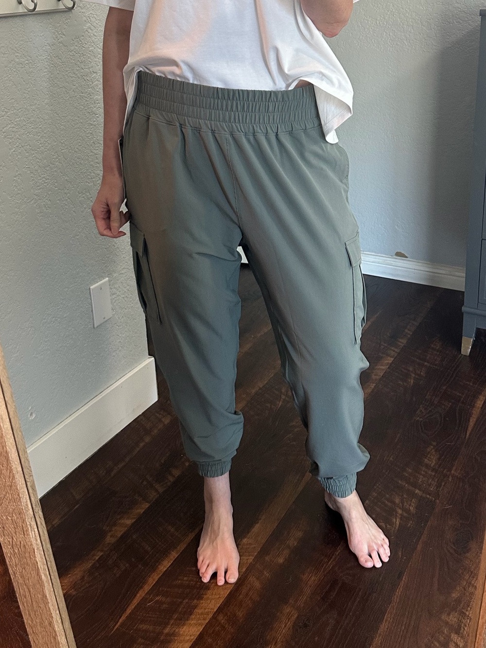 32 Degrees Olive Green Cargo Jogger Pants